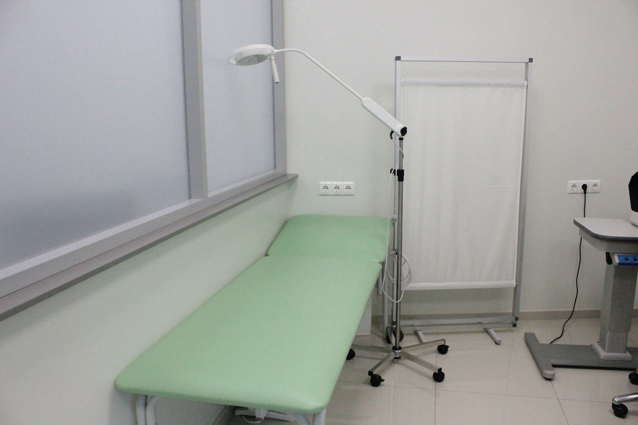 Во Владивостоке обновили одну из крупных детских поликлиник