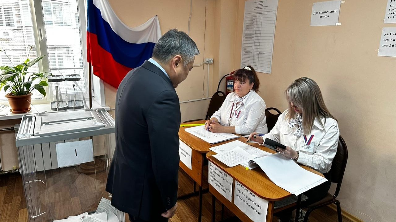 Жители Приморского края участвуют в выборах будущего президента России