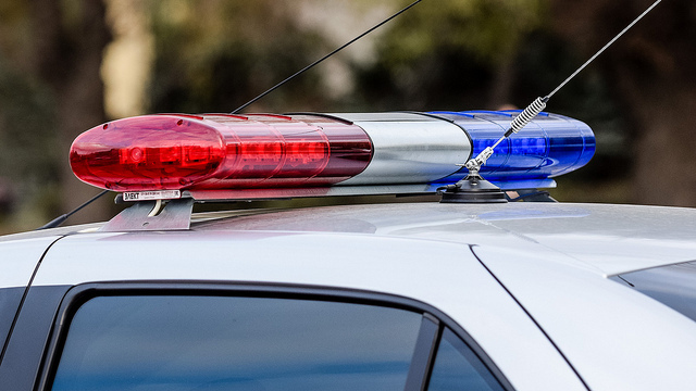 Пьяный мужчина напал на женщину-полицейского в Приморье